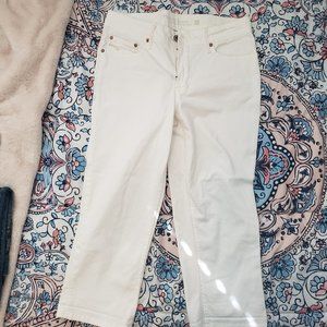 Faded Glory White Capris